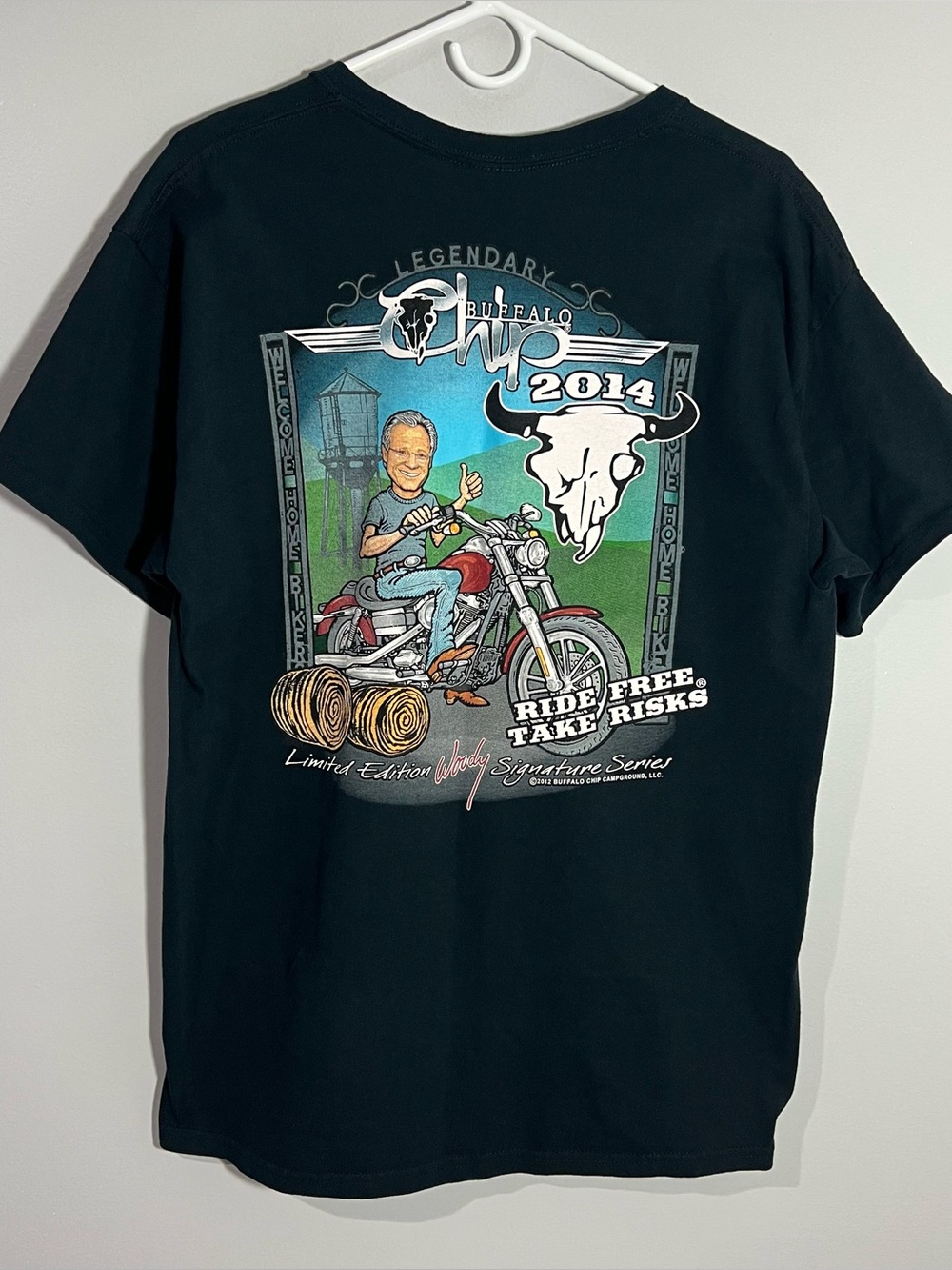 Gildan Legendary Buffalo Chip Woody Black Short Sleeve T-Shirt Mens Large
